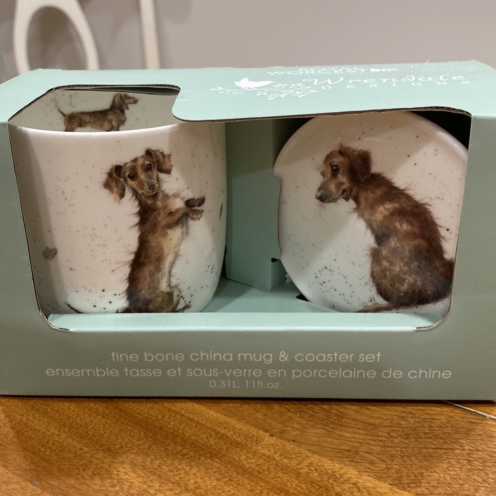 NWT. Royal Worcester, mug and coaster set. - Picture 1 of 9